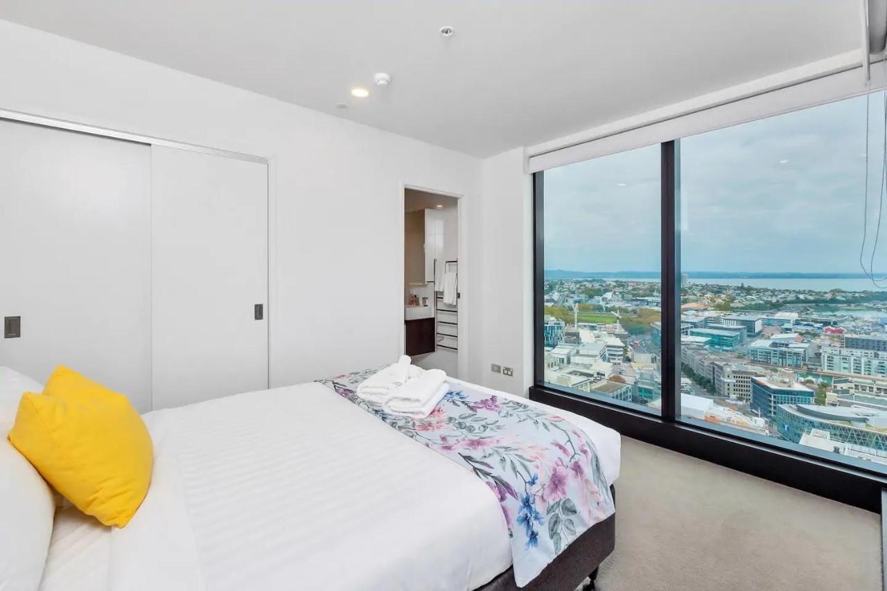 Amazing Harbour, Skytower And Rangitoto Views Apartment โอ๊คแลนด์ ภายนอก รูปภาพ