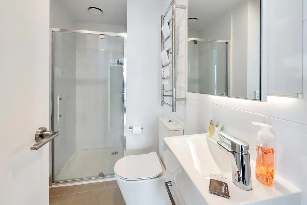 Amazing Harbour, Skytower And Rangitoto Views Apartment โอ๊คแลนด์ ภายนอก รูปภาพ