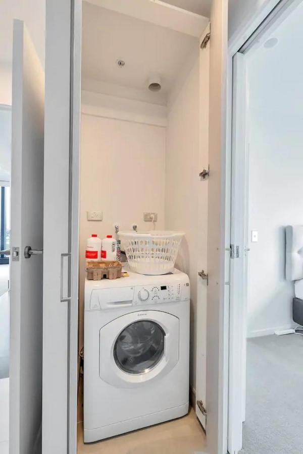 Amazing Harbour, Skytower And Rangitoto Views Apartment โอ๊คแลนด์ ภายนอก รูปภาพ