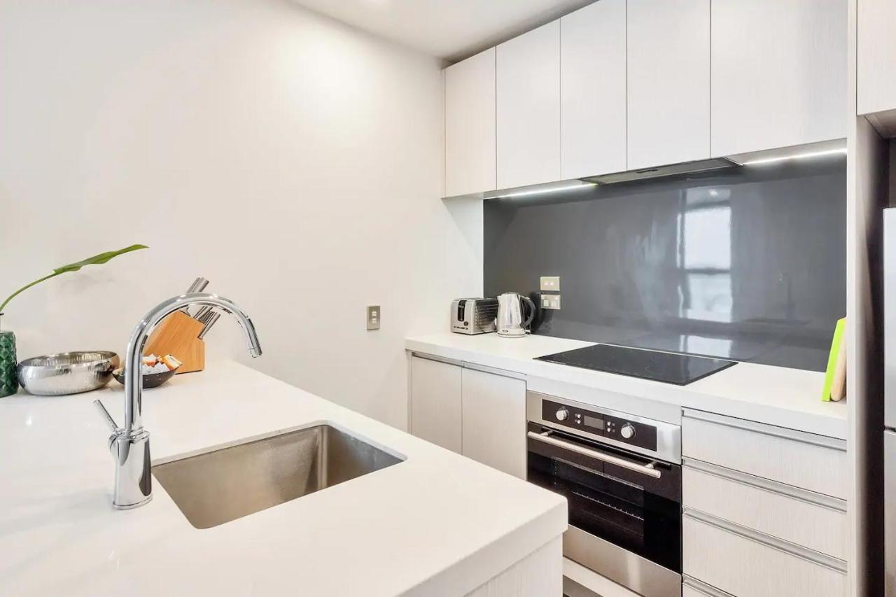 Amazing Harbour, Skytower And Rangitoto Views Apartment โอ๊คแลนด์ ภายนอก รูปภาพ